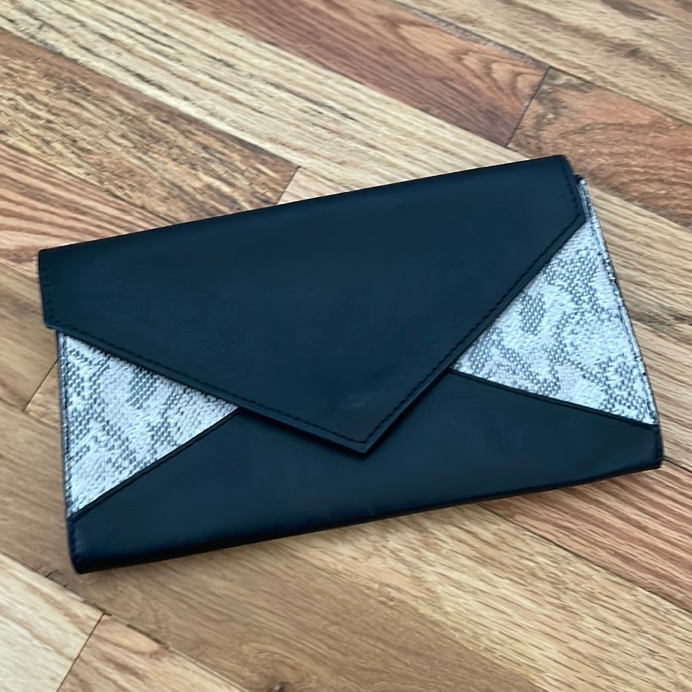 Able Python Clutch - image 1